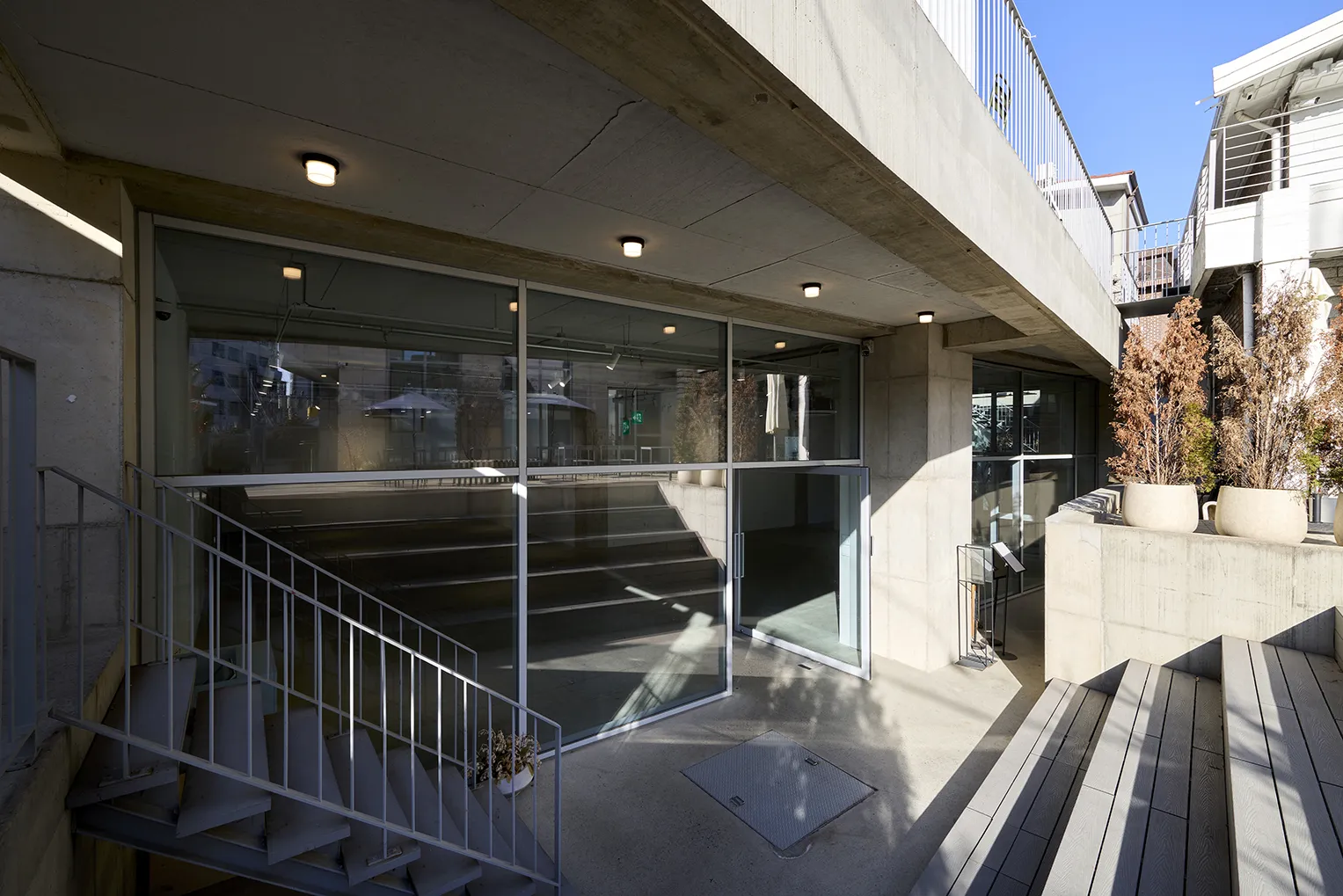 CHOI&CHOI Gallery